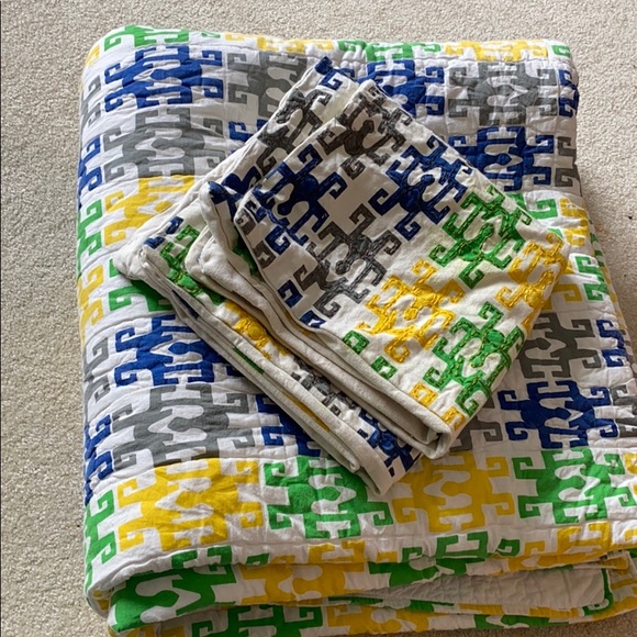 Suki Cheema bedding - Picture 5 of 5